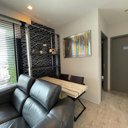 The Base Deluxe Kingsize Apartment Pattaya Luaran gambar