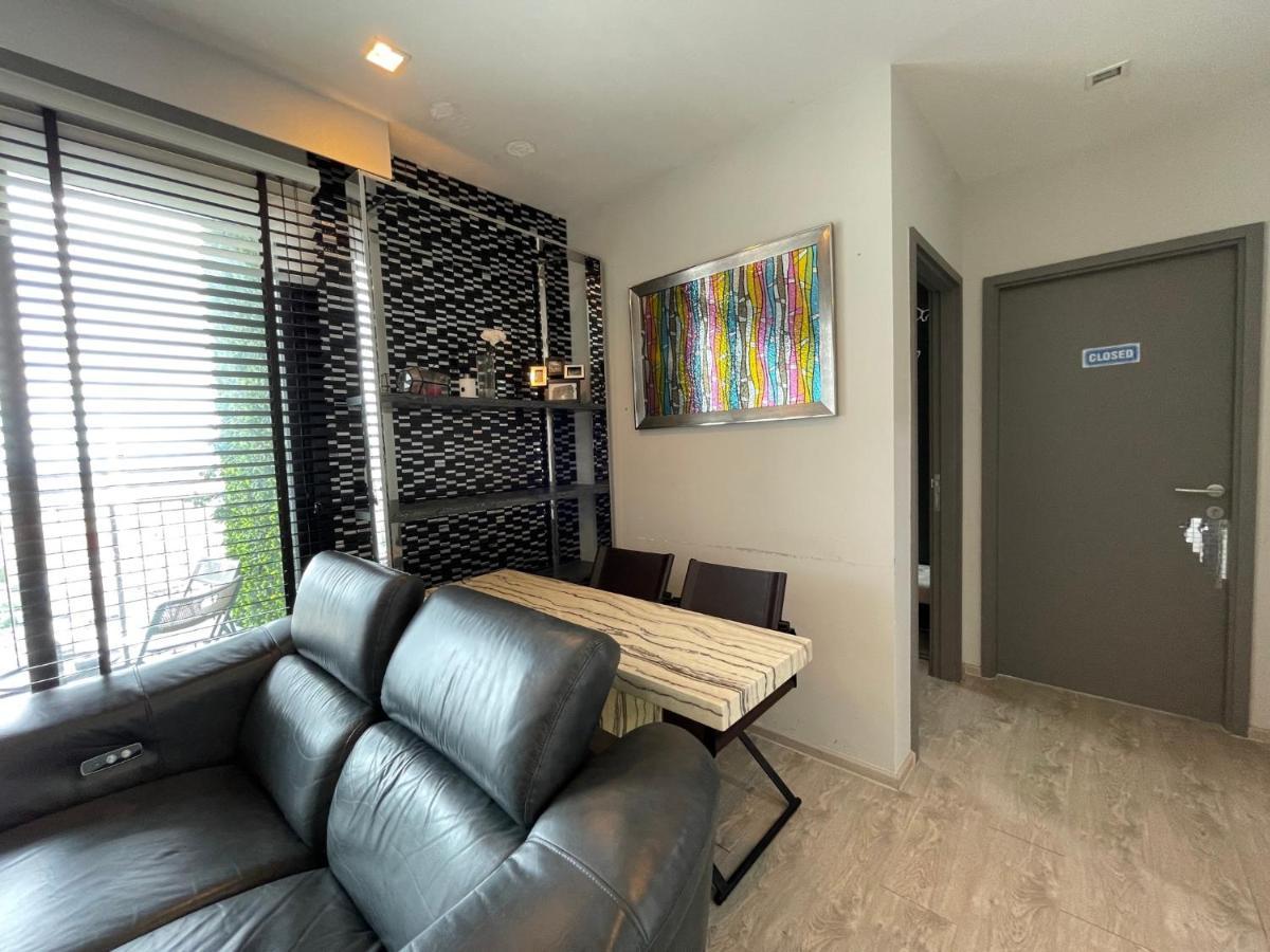 The Base Deluxe Kingsize Apartment Pattaya Luaran gambar