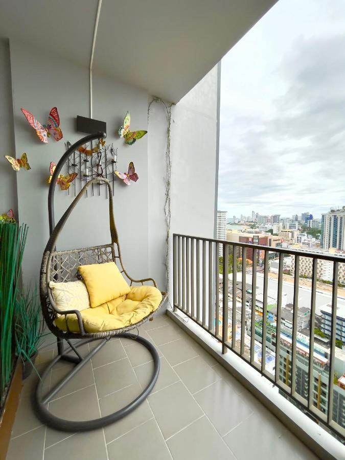 The Base Deluxe Kingsize Apartment Pattaya Luaran gambar