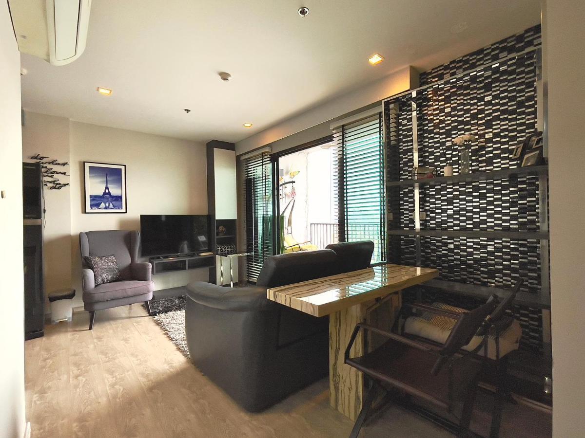 The Base Deluxe Kingsize Apartment Pattaya Luaran gambar
