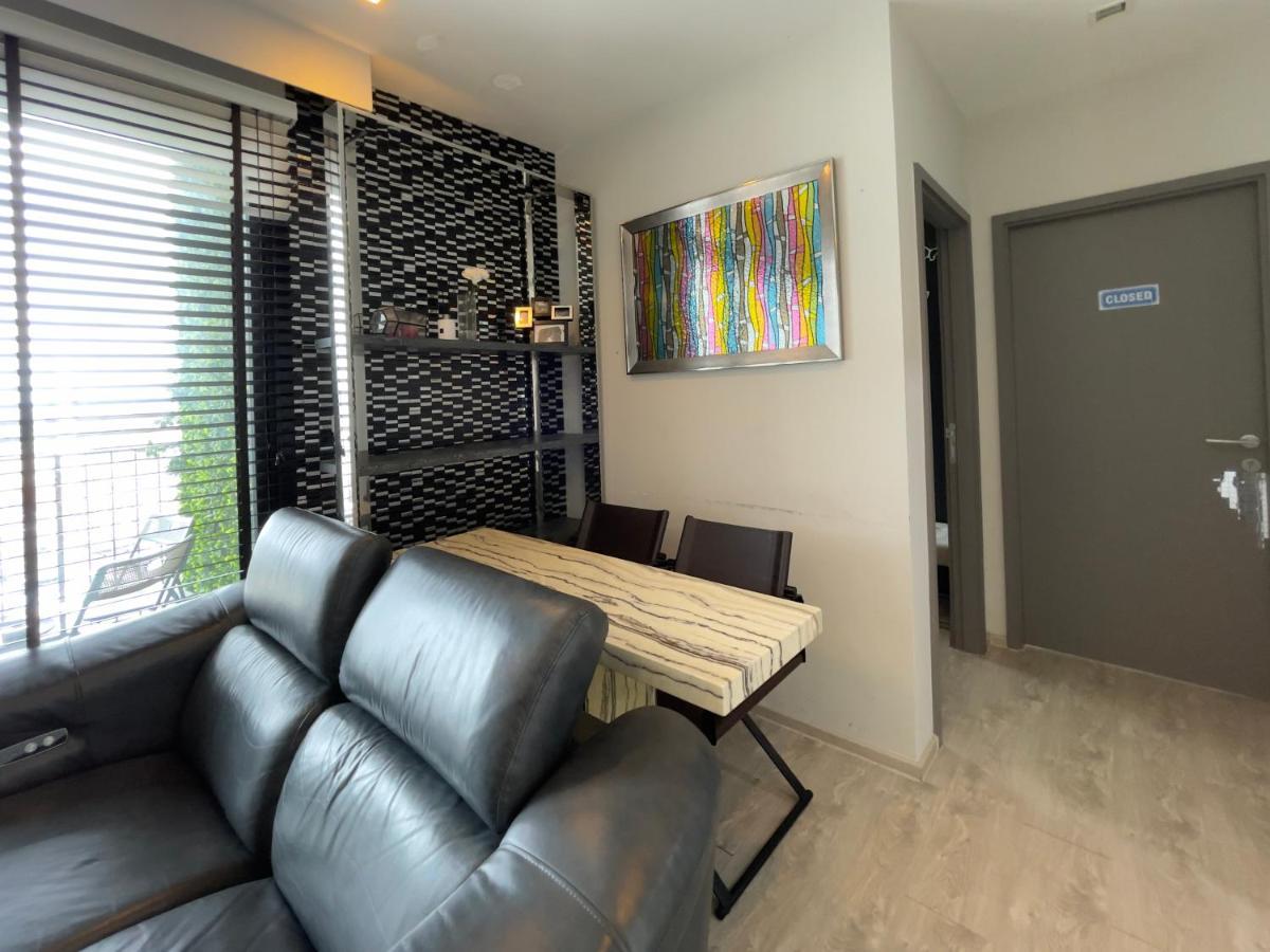 The Base Deluxe Kingsize Apartment Pattaya Luaran gambar