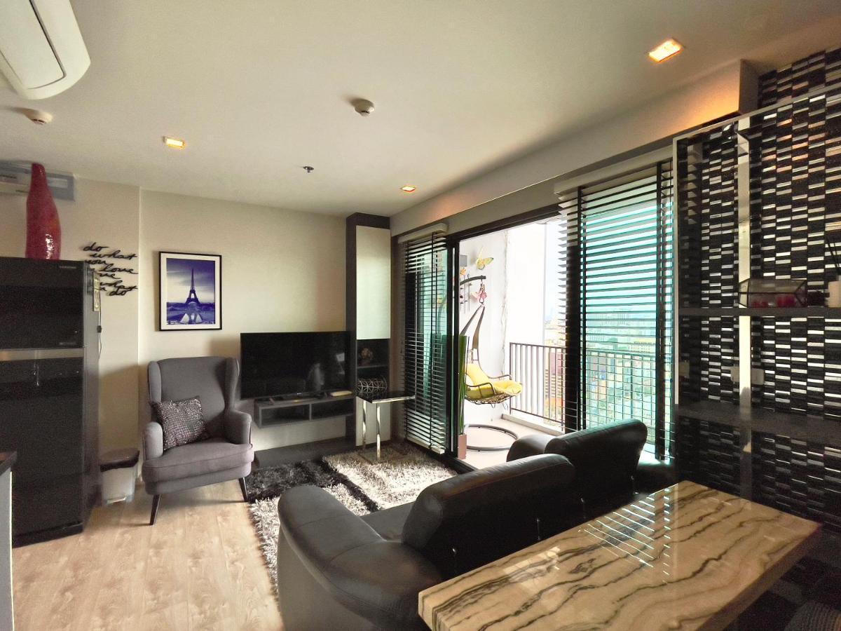 The Base Deluxe Kingsize Apartment Pattaya Luaran gambar